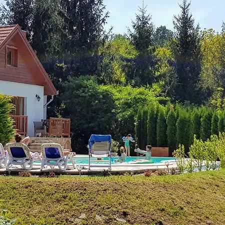 Affordable Luxury With Pool Sauna Playground And Wifi فيلة